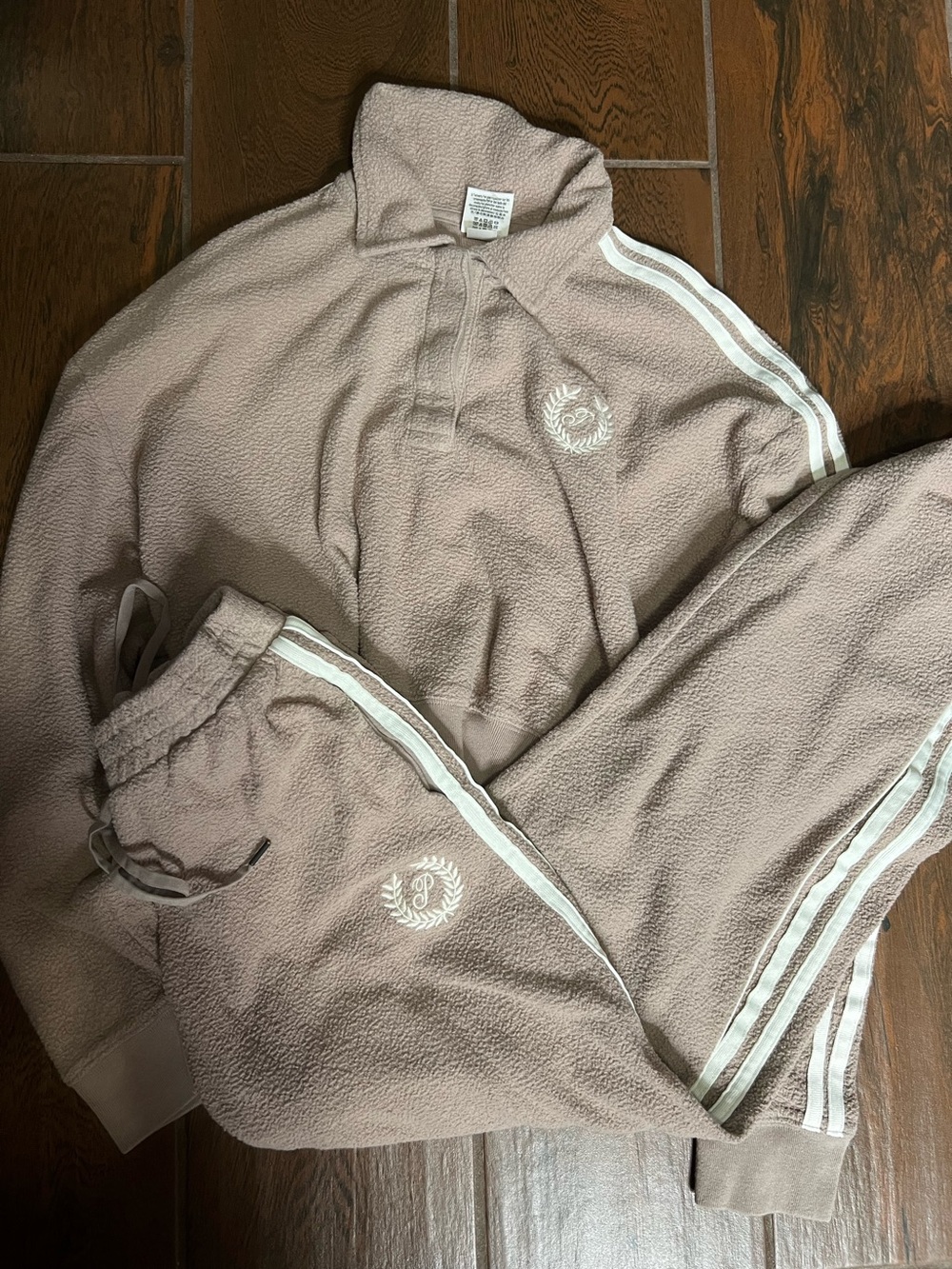 Victoria’s Secret PINK Neutral Beige Teddy Bear 🧸 Tracksuit Set Womens Small